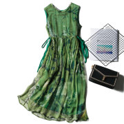 绿色水墨印花裙